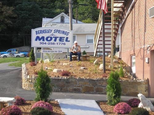 Berkeley Springs Motel Luaran gambar